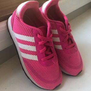 Adidas toddler/girls slip on shoes